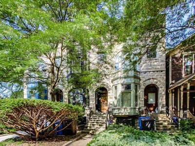 5403 S Dorchester Ave, Chicago, IL, 60615
