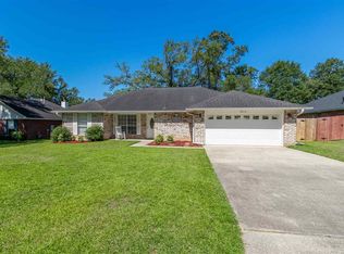 2513 Southern Oaks Dr, Cantonment, FL 32533