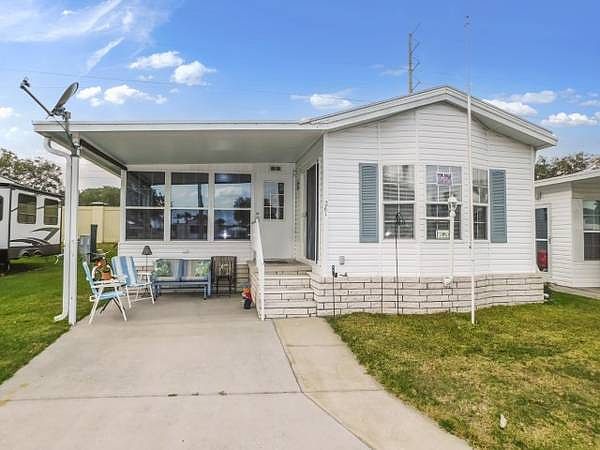 1st image of 41219 Hockey Dr #261