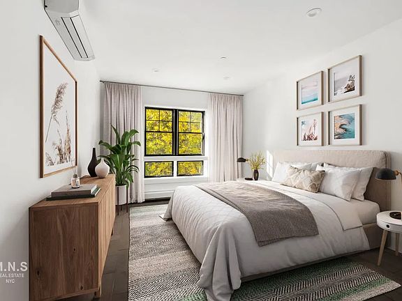 4th image of 14-40 31st Ave #1F