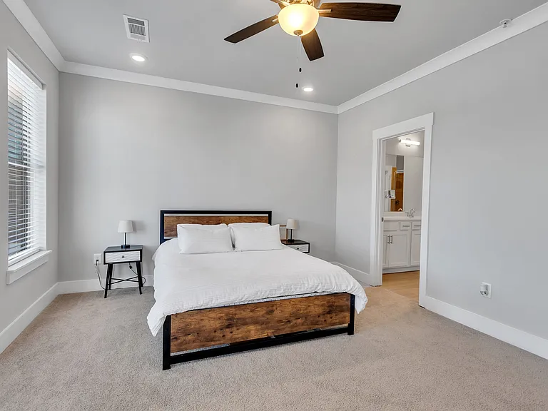2030 Main St NW #204 — Photo 18