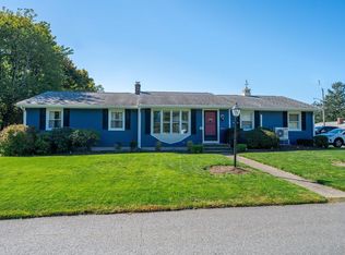 95 Caroline Ave, Somerset, MA 02725