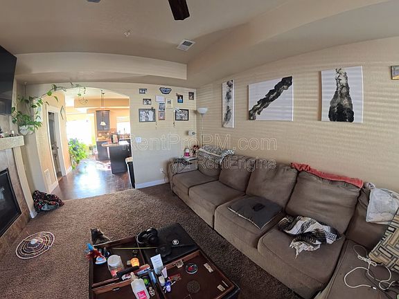 3rd image of 5021 Brookfield Dr Unit D