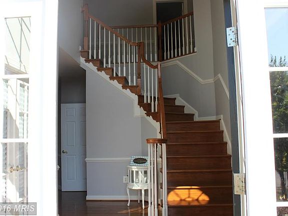 5th image of 11254 Suffolk Dr