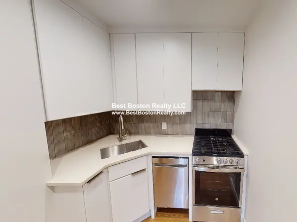 2 Belvidere Pl, Cambridge, MA