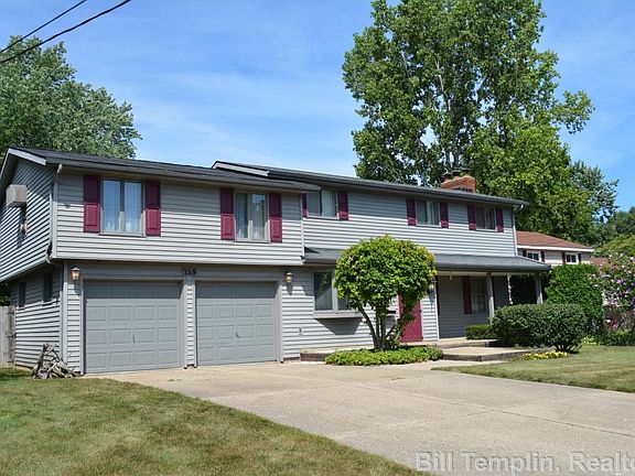 2nd image of 3319 Fuller Ave SE