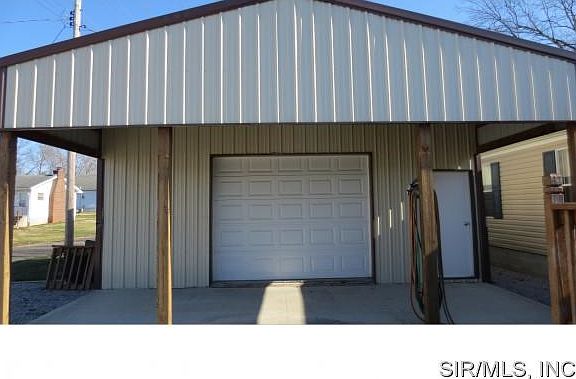 10 Overhang for Covered Patio