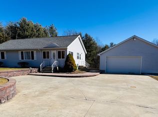 273 Indian Ledge Rd, Voorheesville, NY 12186