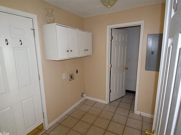5th image of 1503 E Moore Ave