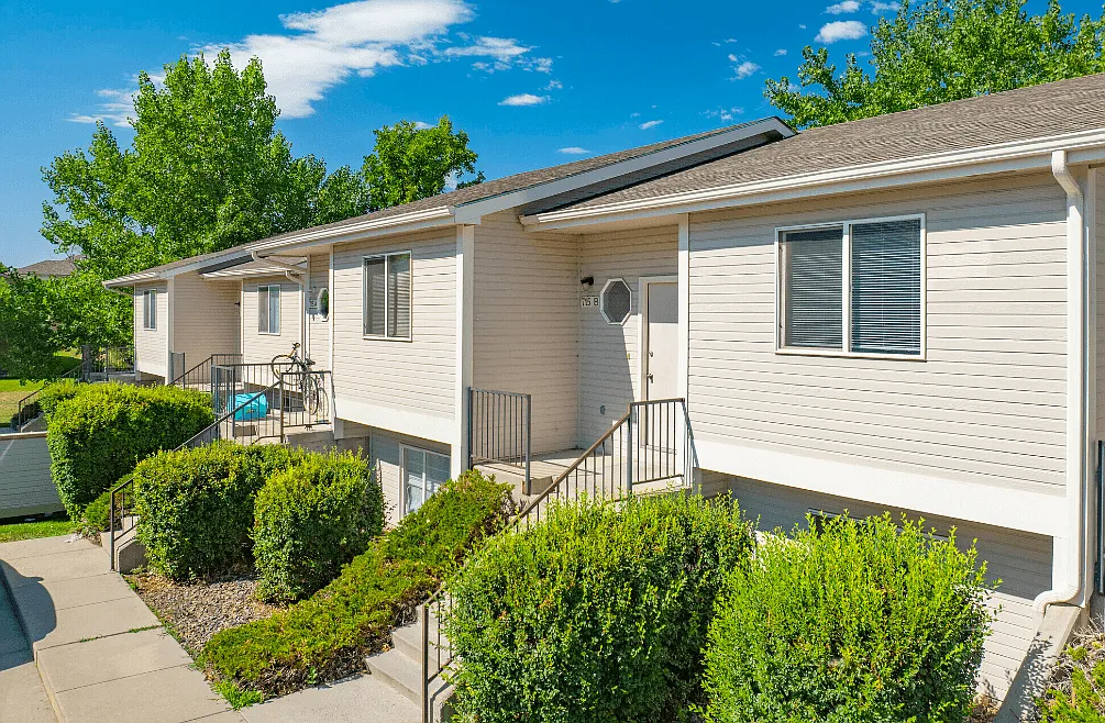 Glenmoor Townhomes — Photo 4