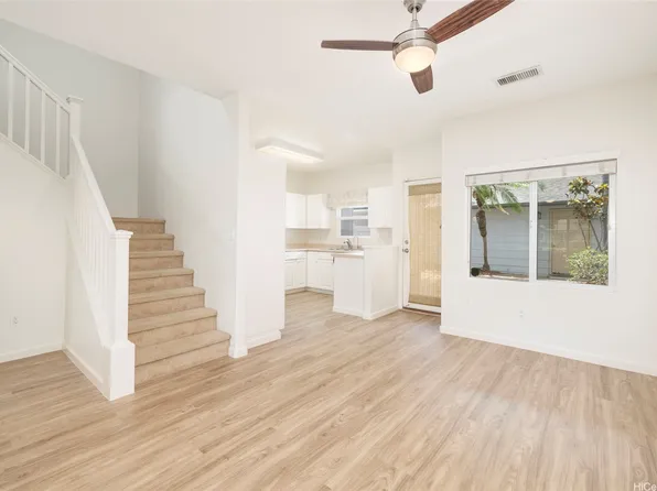 91-1121 Keoneula Blvd APT L5, Ewa Beach, HI 96706
