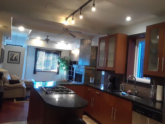 4th image of 3621 S Emerald Ave #1