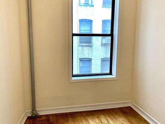 4th image of 1158 49th Ave APT 2A