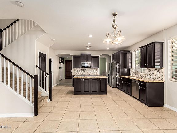 4th image of 20709 W DELANEY Drive