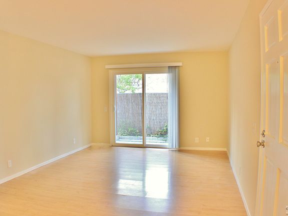 4th image of 4085 Rosenda Ct Unit 258