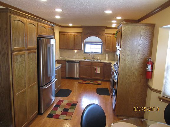 kitchen/ss appl/granite