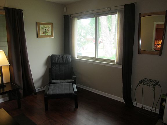 5th image of 805 Panorama Dr