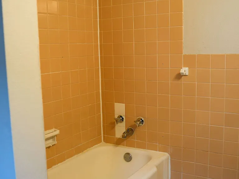 6345 Lyndale Ave S — Photo 32
