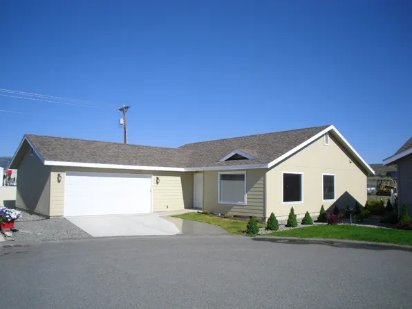 8 Laguna Pl W, Omak, WA 98841