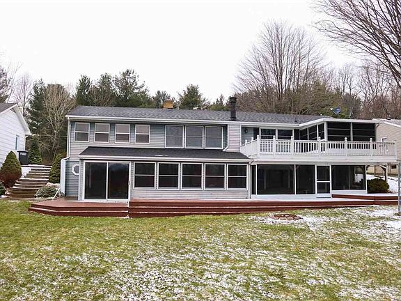 5th image of 240 Lake Hills Dr