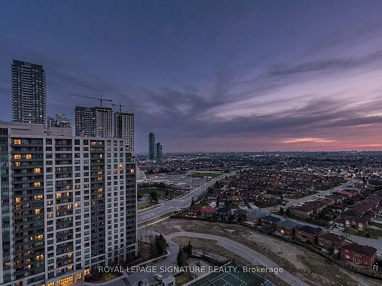 349 Rathburn Rd W #Penthouse 216 — Photo 43
