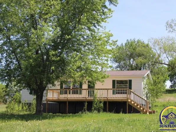 20464 S Old 75 Hwy #75, Lyndon, KS 66451