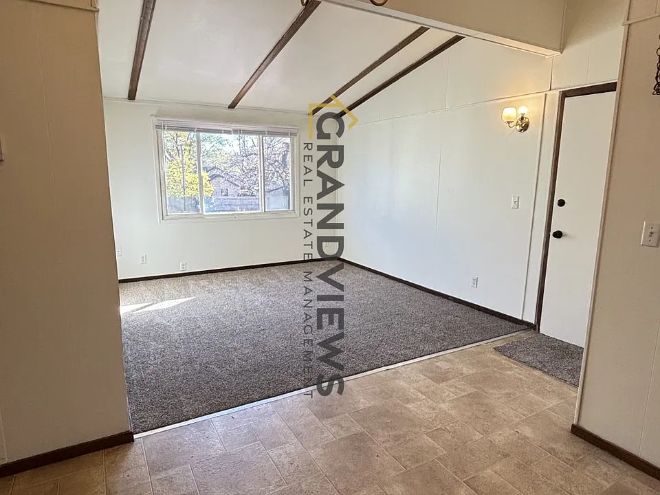 1202 S 12th Ave #1208-3