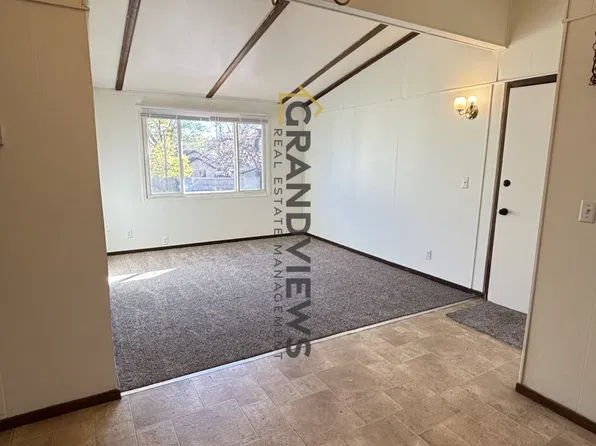 1202 S 12th Ave APT 1208-3, Wausau, WI 54401