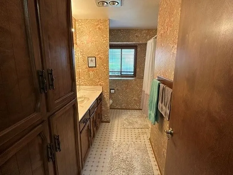 805 Cameo Ct — Photo 12