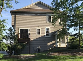 11S409 Rachael Ct, Willowbrook, IL 60527