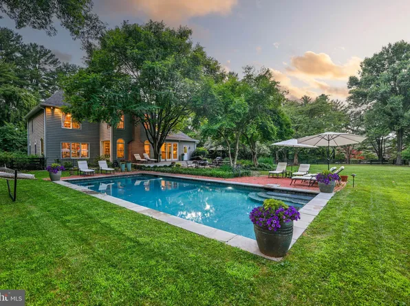 1 Alterwood Ln #2, Owings Mills, MD 21117