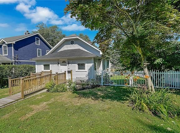 Note the peak of the roof line, one could potential add a 2nd story addition to this ranch.