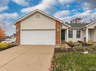 1 Warshire Ct, O'Fallon, MO 63366