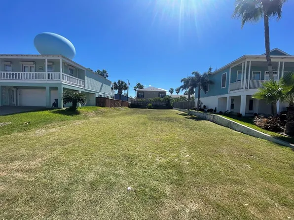 203 W Lantana St, South Padre Island, TX 78597