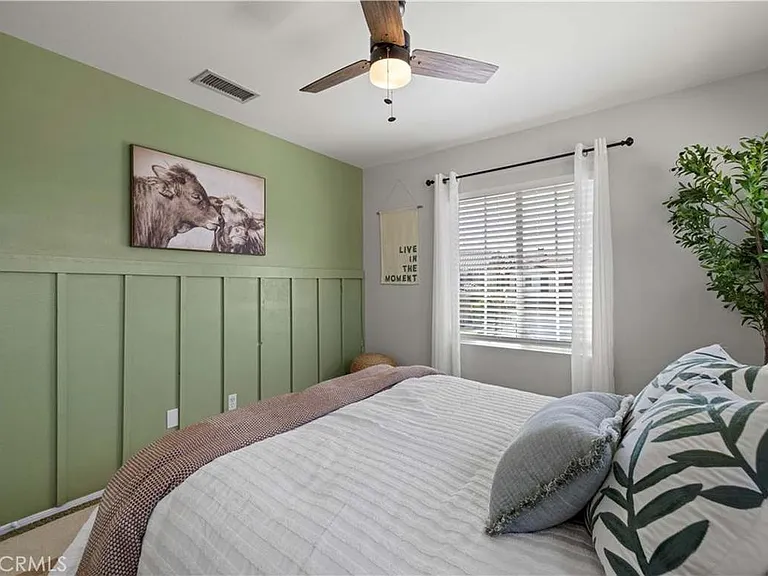 20334 Colina Dr — Photo 16