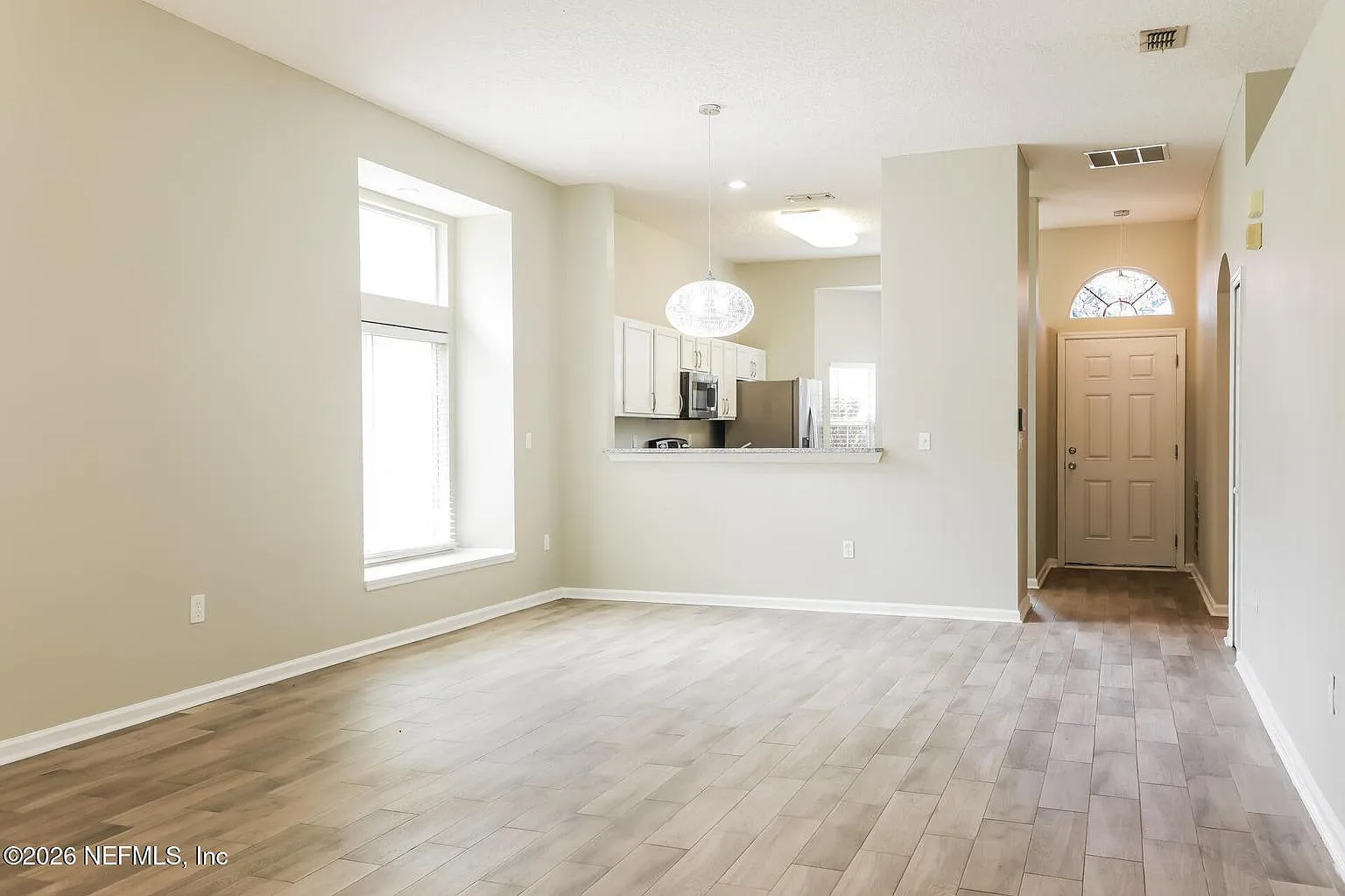 4 bed, 1630 sqft, $2,050 — Photo 1