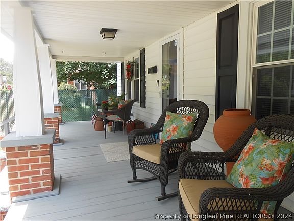 5th image of 303 E 18th St