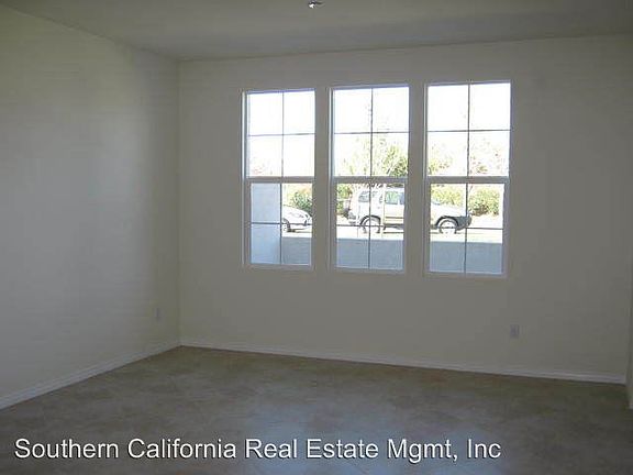 3rd image of 28605 Pietro Dr