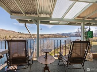 1617 Fairview Avenue, Bridgeport, WA 98813