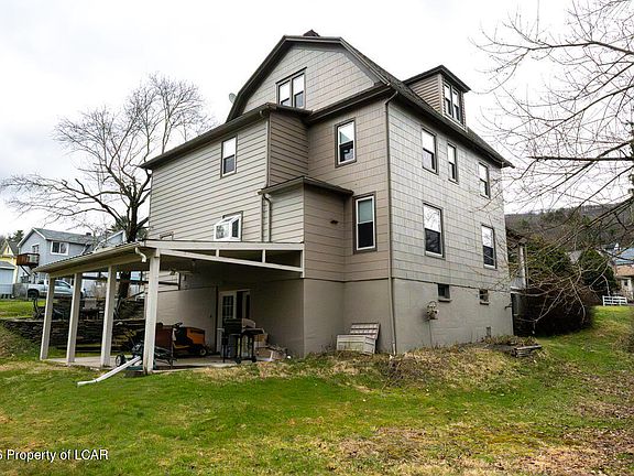 3rd image of 54 Carverton Rd