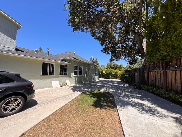 14165 Saratoga Sunnyvale Rd — Photo 31
