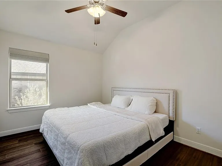 209 Wynnpage Dr — Photo 10