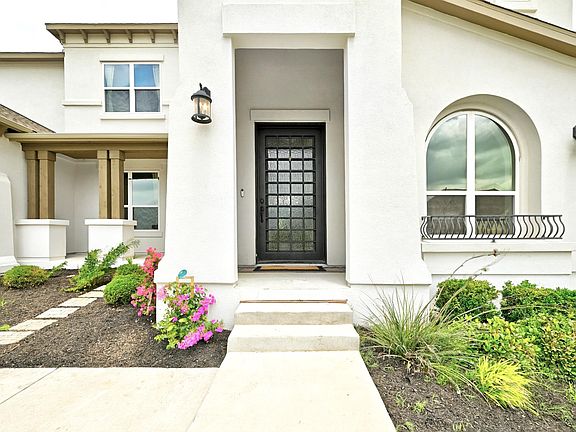 3rd image of 4601 Apollonia Way