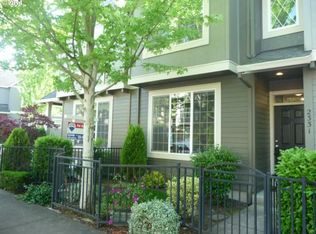 2331 NW Oak Knoll Pl, Beaverton, OR 97006