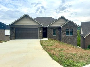 305 Pam Dr, Richmond, KY 40475