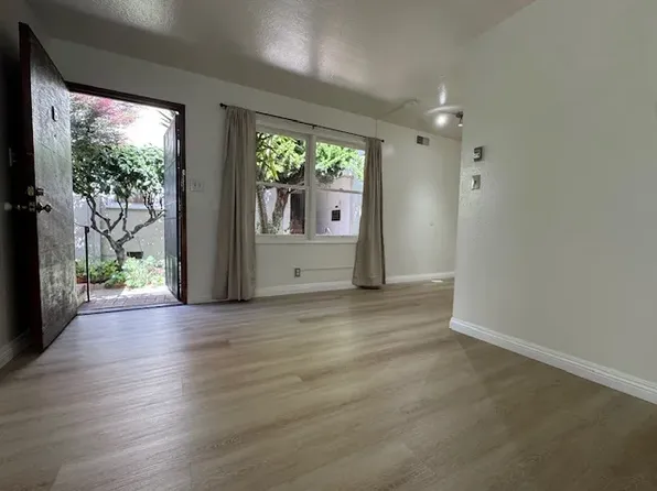 184 Moss Way #B, Oakland, CA 94611