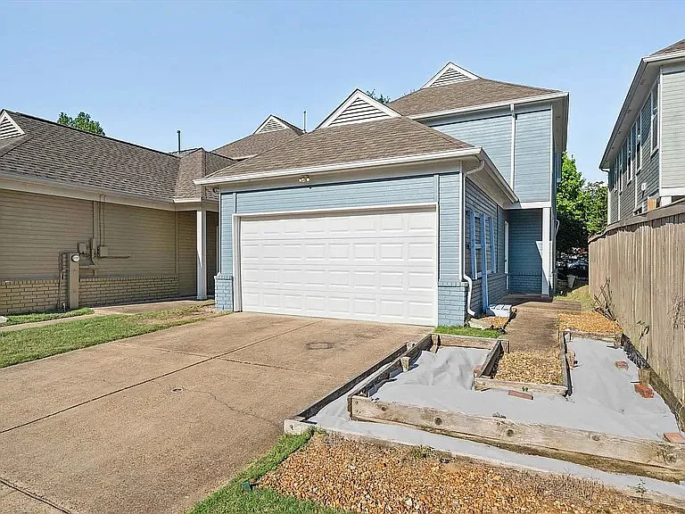 1133 Island Pl E — Photo 18