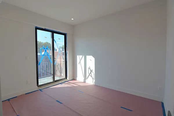 Rented by Hagstrom Management Inc | media 19