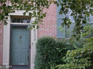 3338 Stone Heather Ct, Herndon, VA 20171
