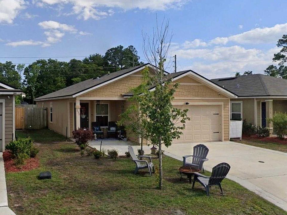 1st image of 211 Teakwood Dr